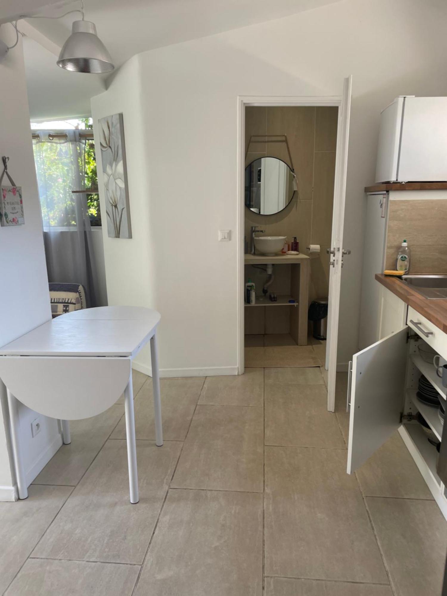 Cozy House With Parking And Garden Διαμέρισμα Νίκαια Εξωτερικό φωτογραφία