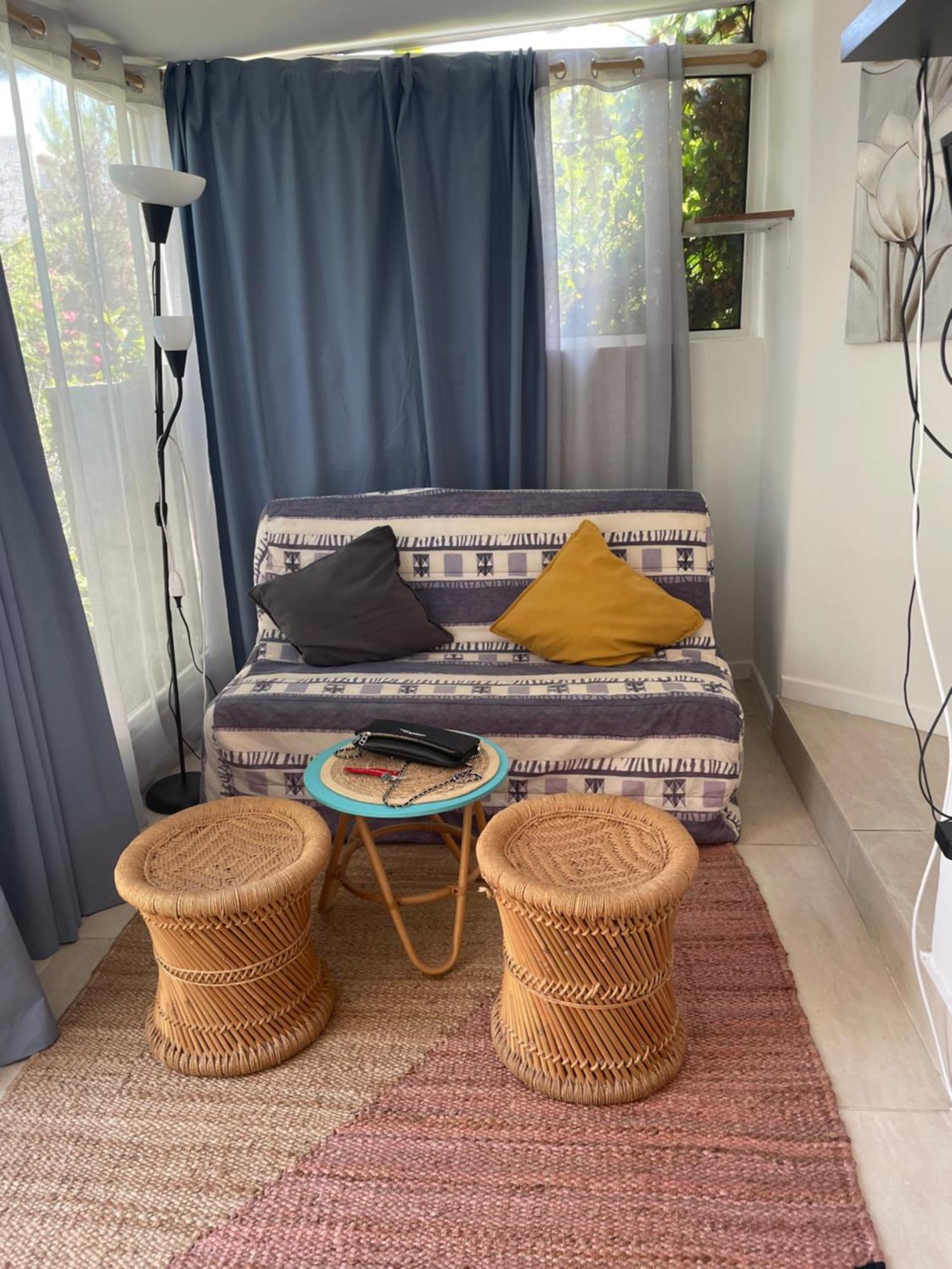 Cozy House With Parking And Garden Διαμέρισμα Νίκαια Εξωτερικό φωτογραφία